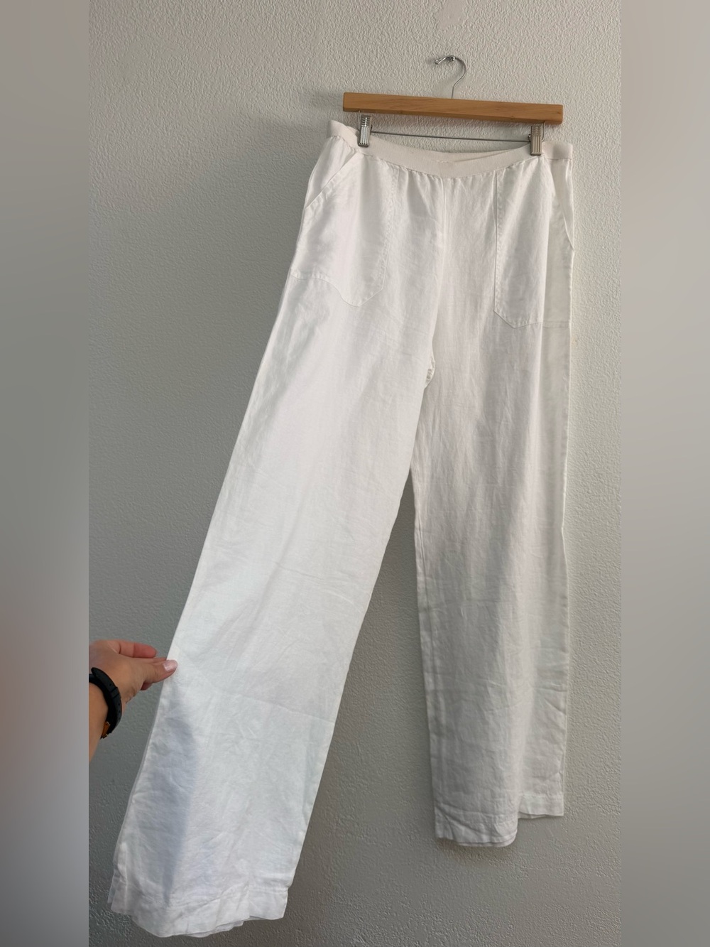 White Wide-Leg Linen Pants